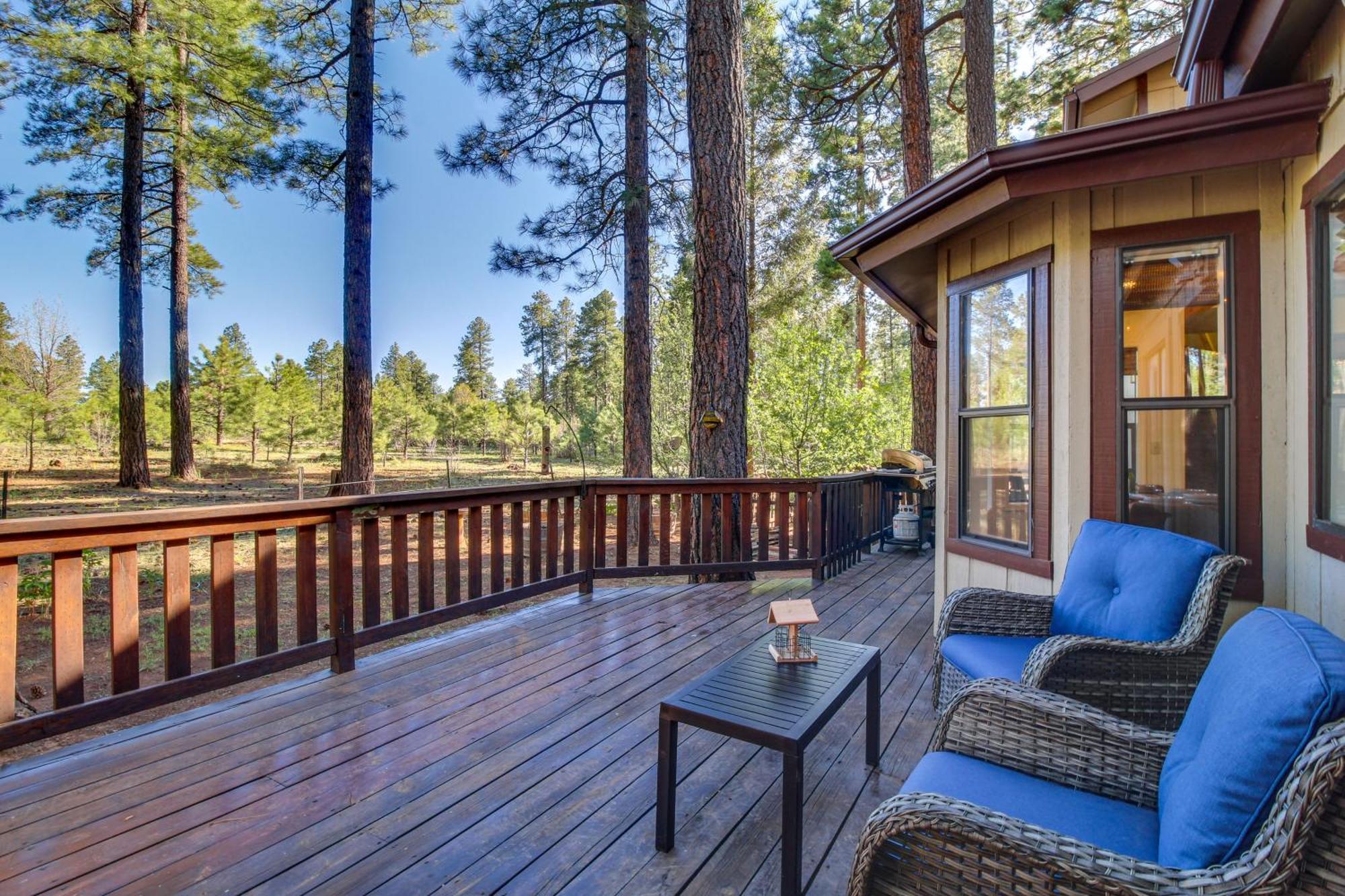 Peaceful Pinetop Cabin With Deck And Fire Pit! Villa Indian Pine ภายนอก รูปภาพ